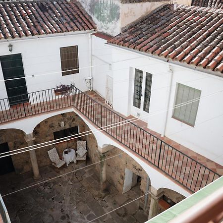 Casa La Sinagoga De Trujillo Villa Eksteriør billede